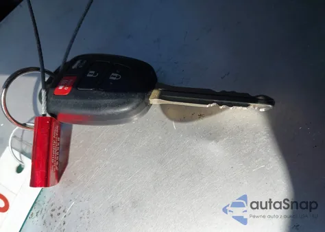 2017 Toyota Corolla Le из США, поврежденный, VIN 5YFBURHE4HP665616